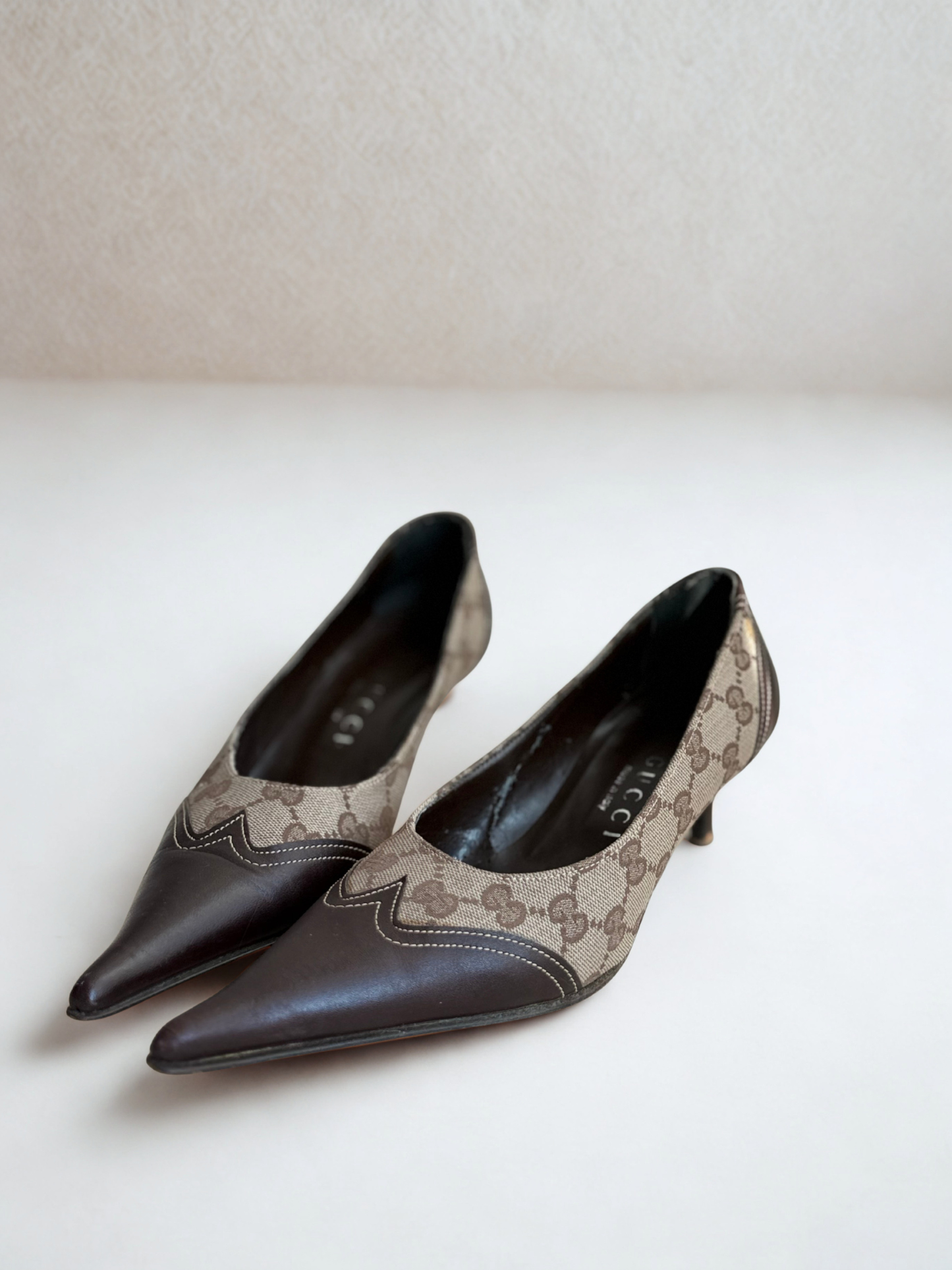 Vintage Gucci GG Monogram Pointed-Toe Heels – Size 39