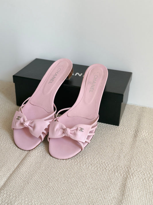 Chanel Sandals Pink Bow Size 40,5