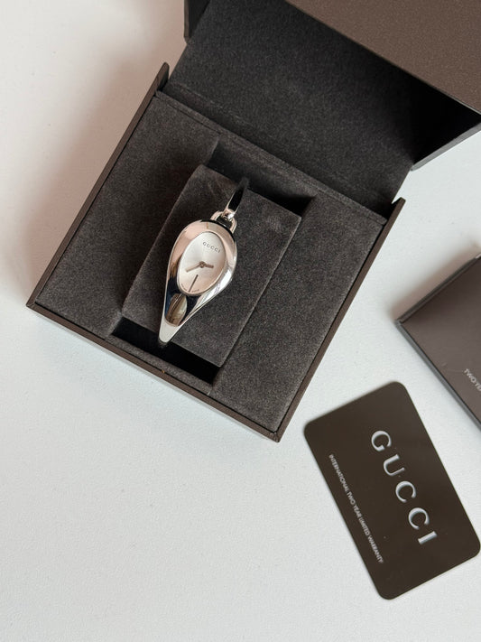Vintage Gucci Horsebit Bangle Watch – Teardrop Design