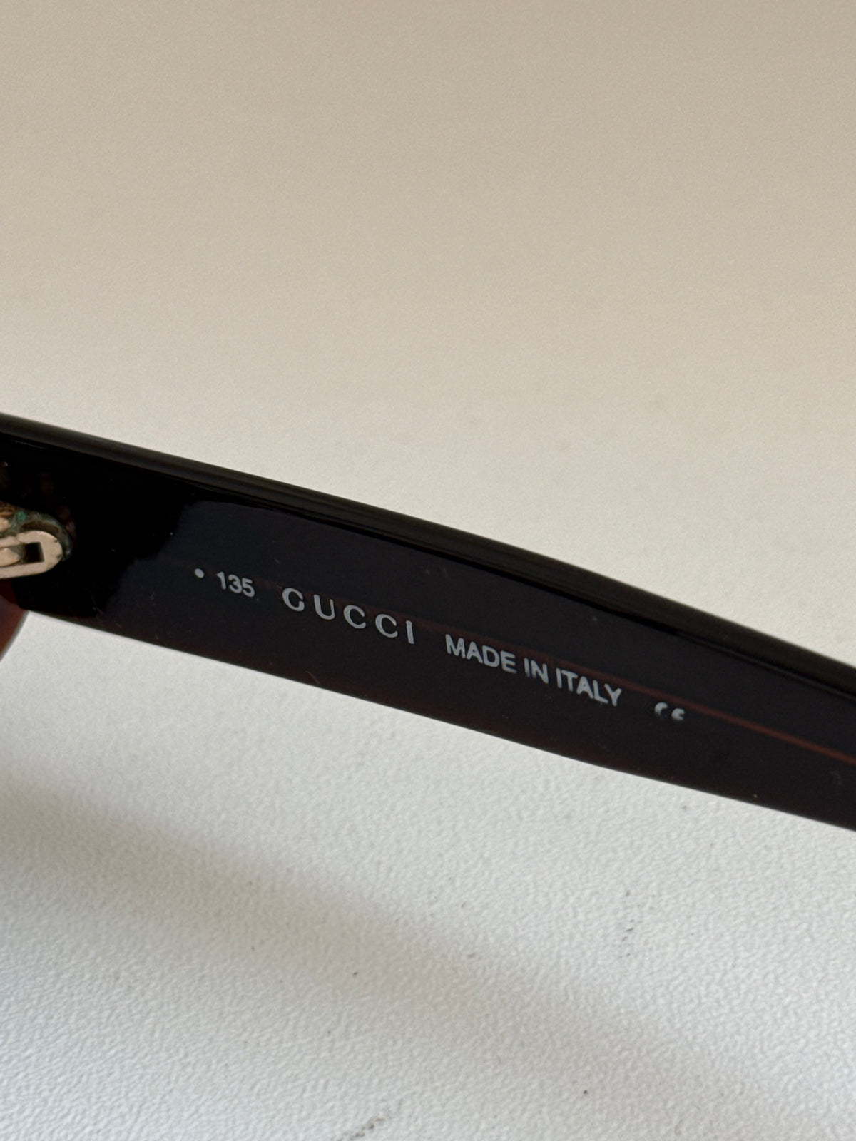 Vintage Gucci Oval Sunglasses Brown Gold G Logo GG2419