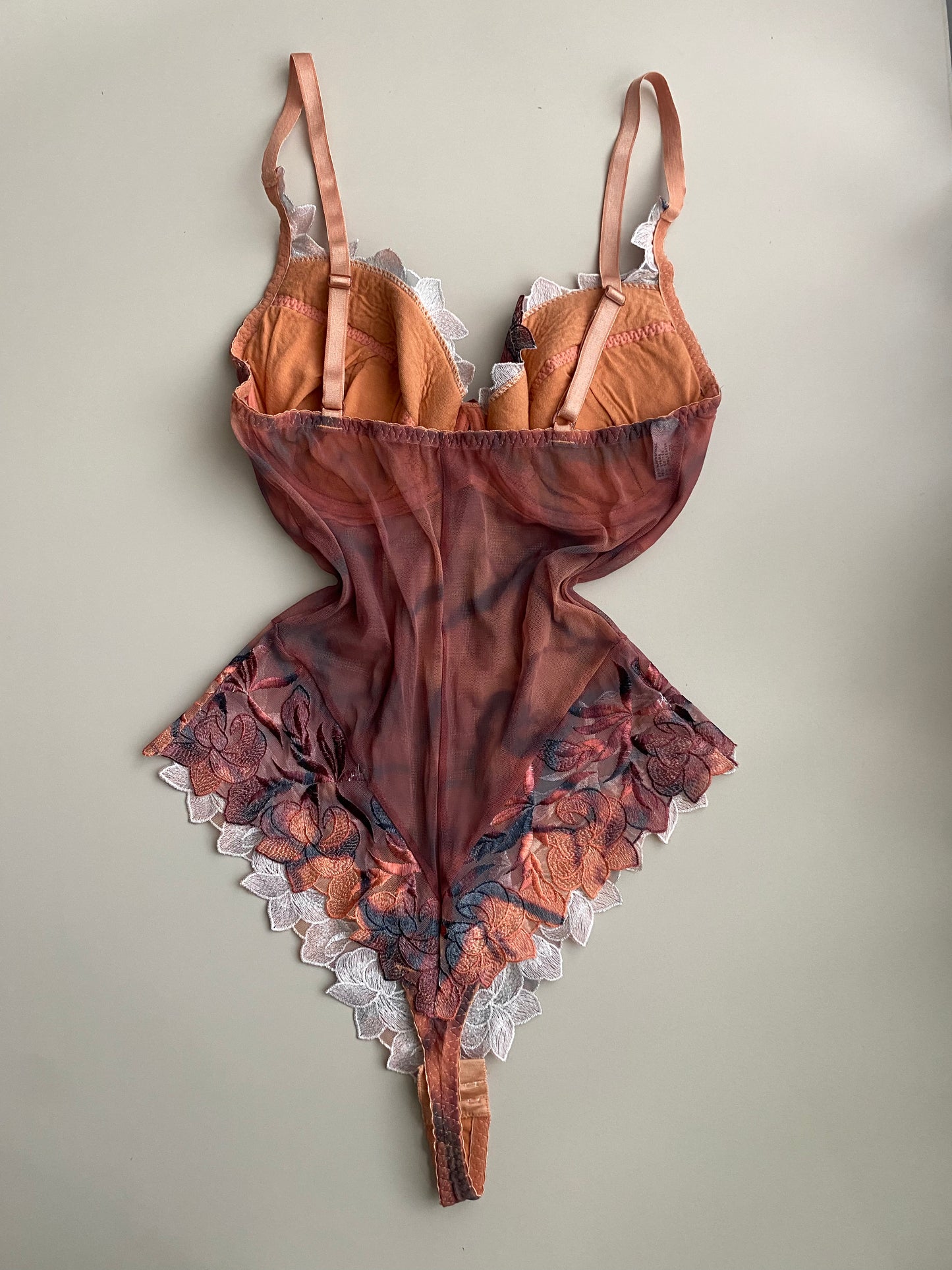 Hochwertiger Vintage Body rot 75-80C