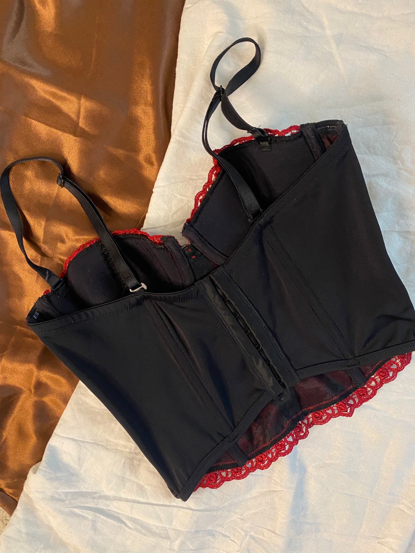 Vintage Korsett Schwarz mit roten Blumen 85B