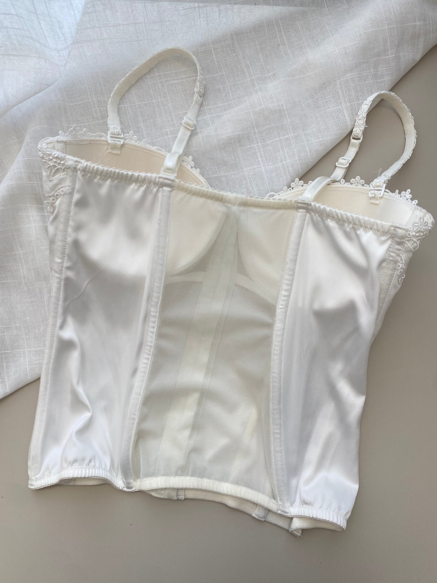 Vintage Korsett Satin Weiß 80B