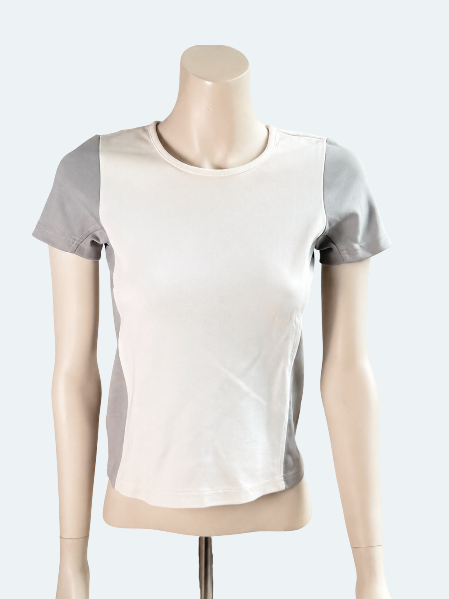 Vintage Chanel Reflective CC T-Shirt –  P01 Sport