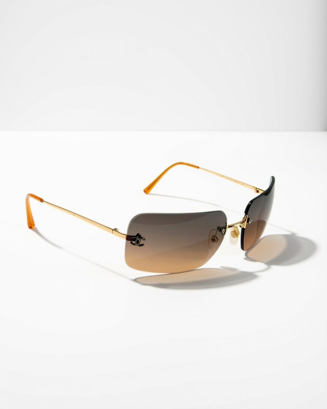 Vintage Chanel 4017 Rimless Sunglasses CC Logo Gradient Gold