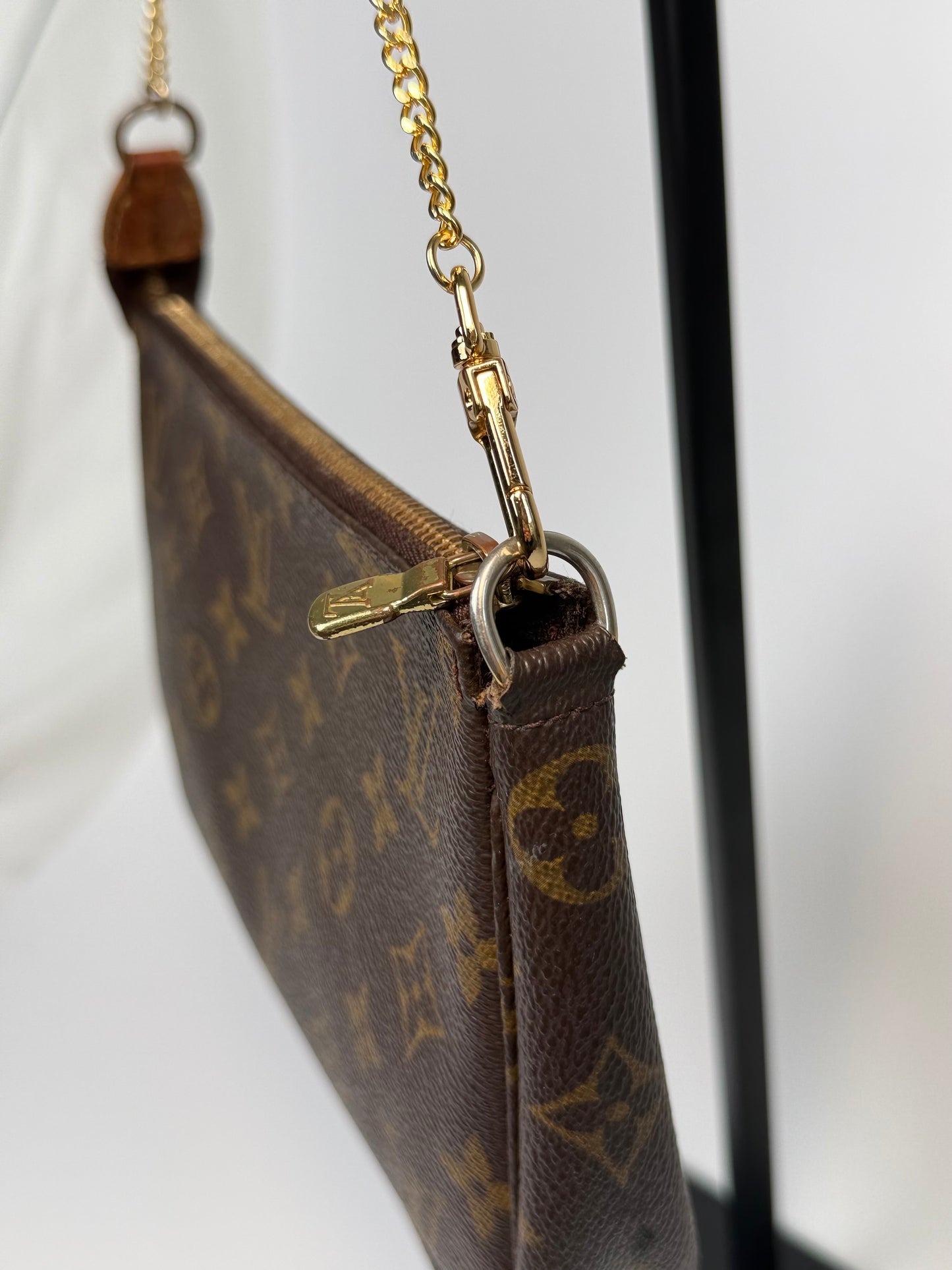 Louis Vuitton Pochette Accessoires