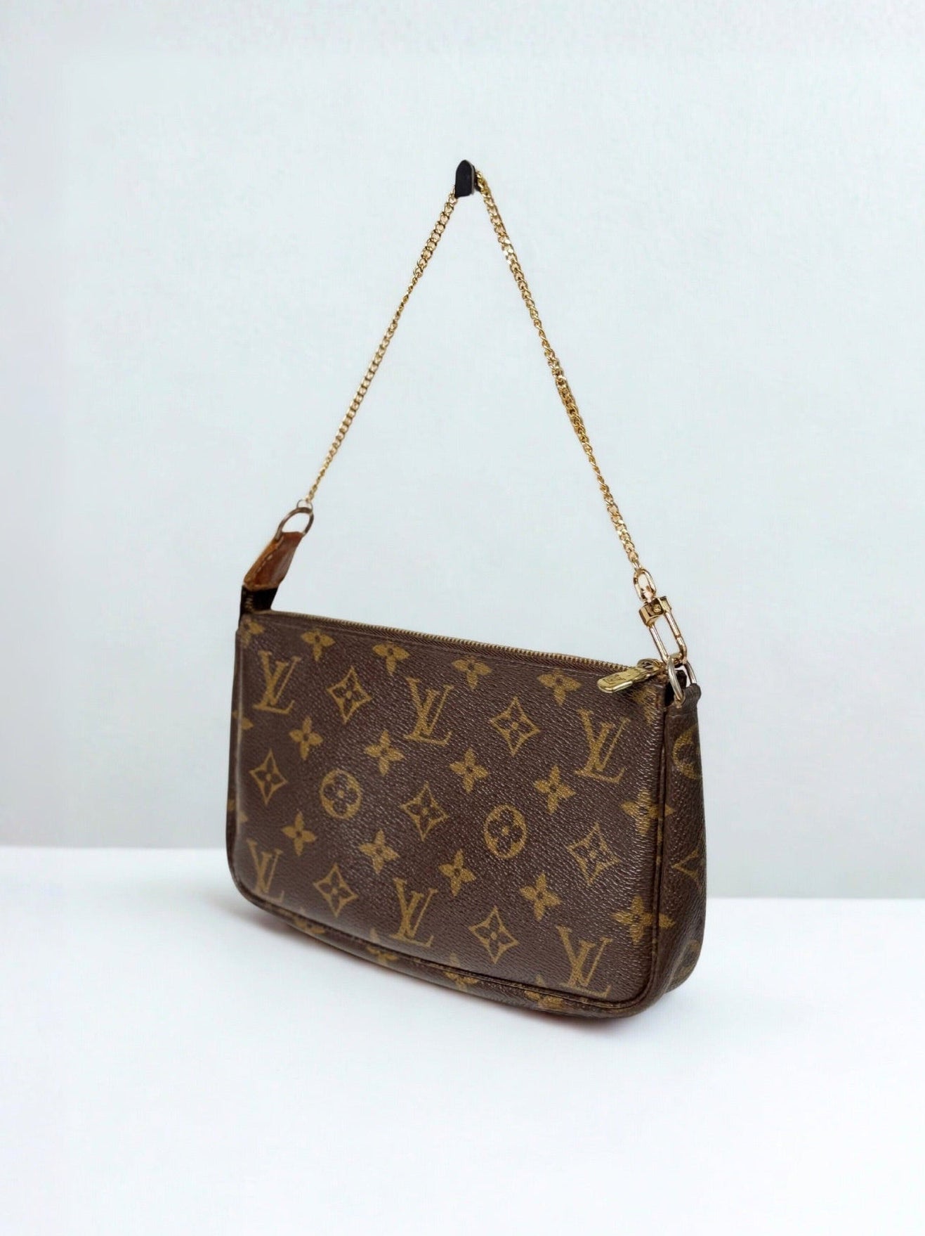 Louis Vuitton Pochette Accessoires