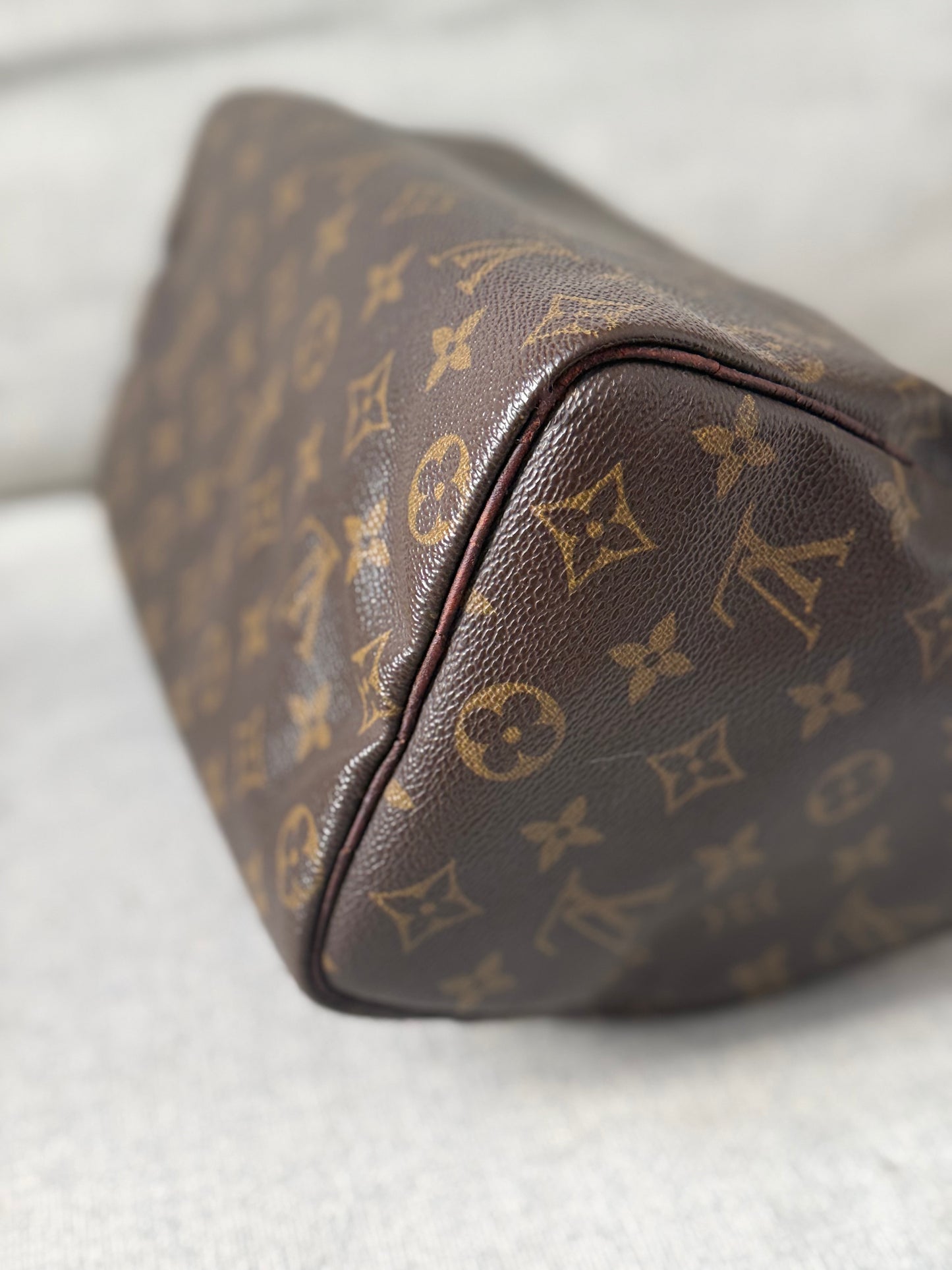 Vintage Louis Vuitton Speedy 25