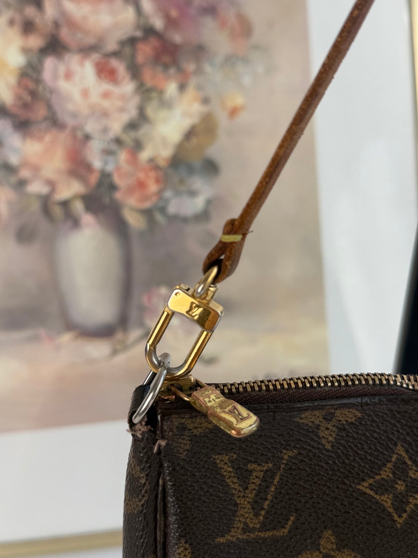 Louis Vuitton Pochette Accessoires Monogram