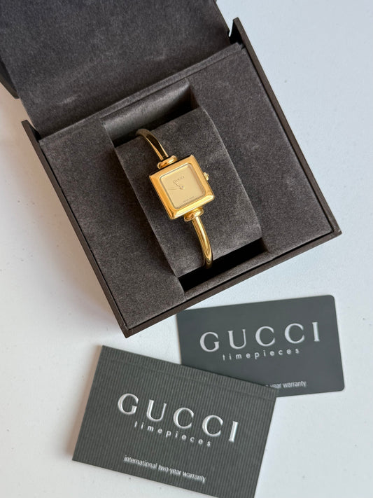 Vintage Gucci 1900L Bangle Watch Gold