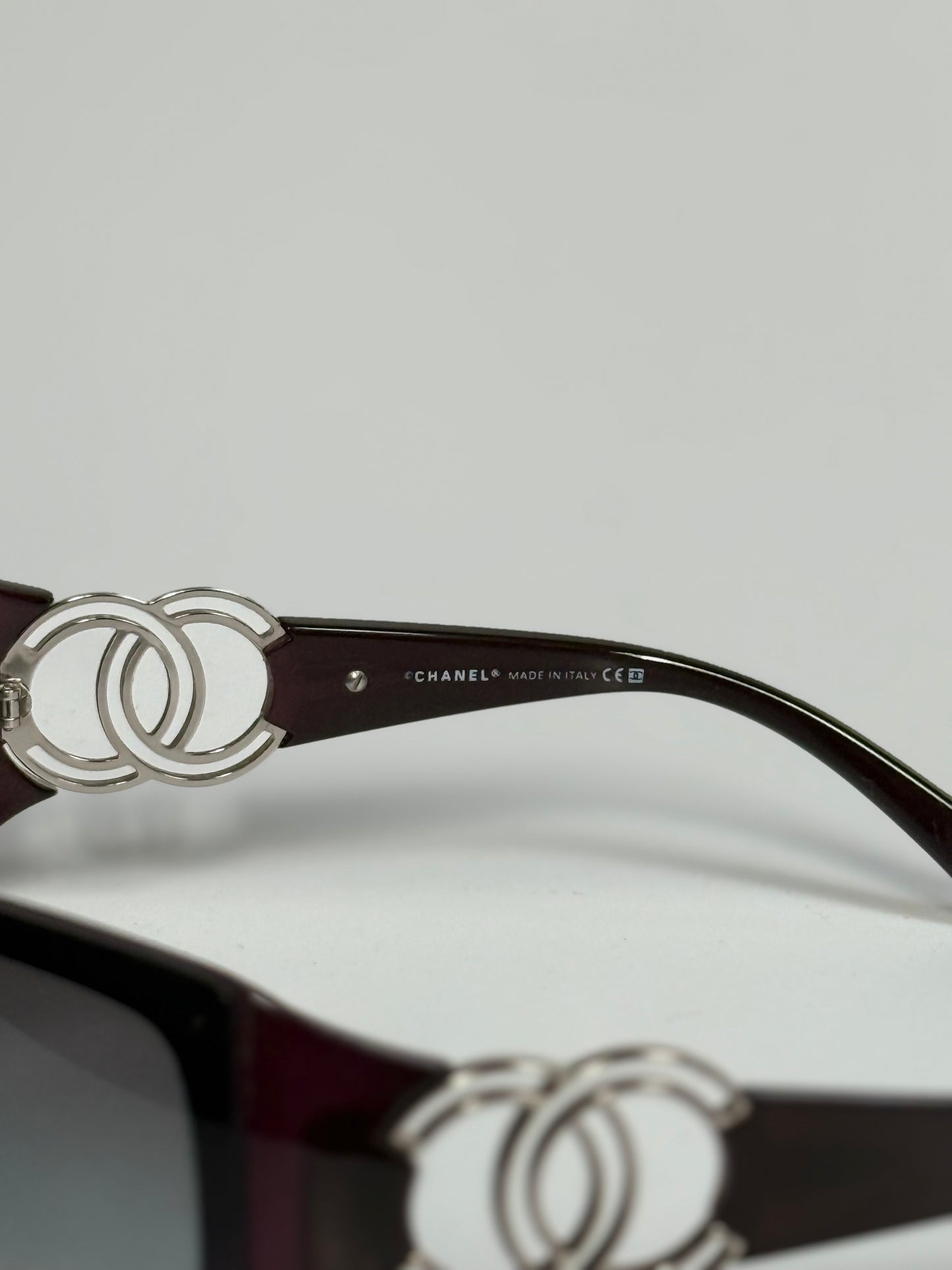 CHANEL Vintage Sunglasses – Cut-Out CC Logo