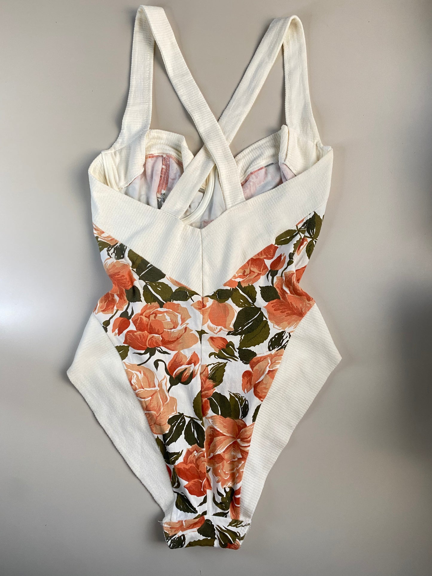 Vintage Body mit Rosen Print