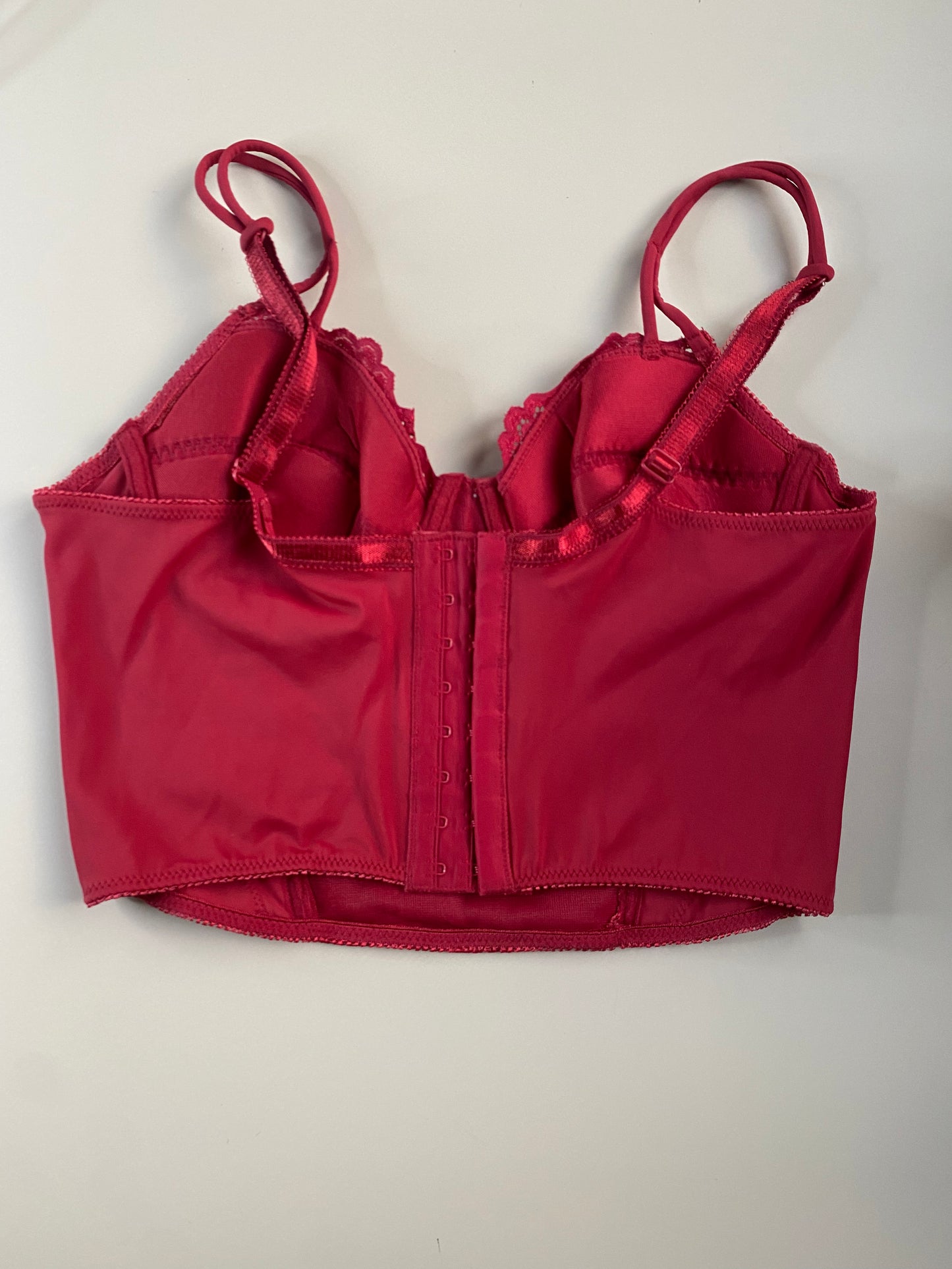 Rotes Corset Top aus Spitze 80A