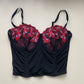 Kurzes Corset Top mit bunten Stickereien 80C