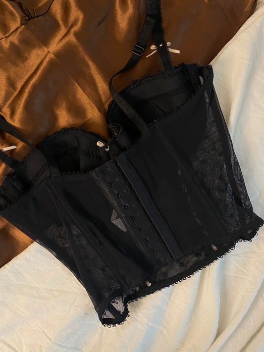 Vintage Korsett schwarz mit rosa Details und Spitze 75B