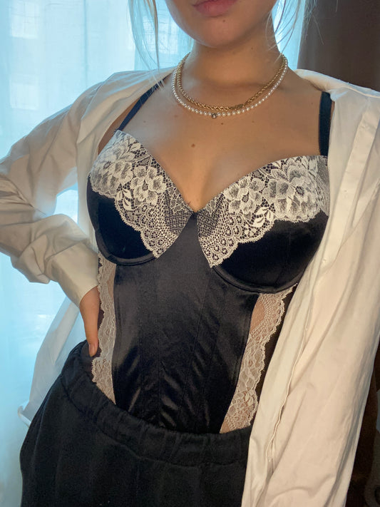 Vintage Korsett schwarz mit weißer Spitze 75E