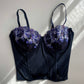 Corset Top mit Flieder Stickereien 75B