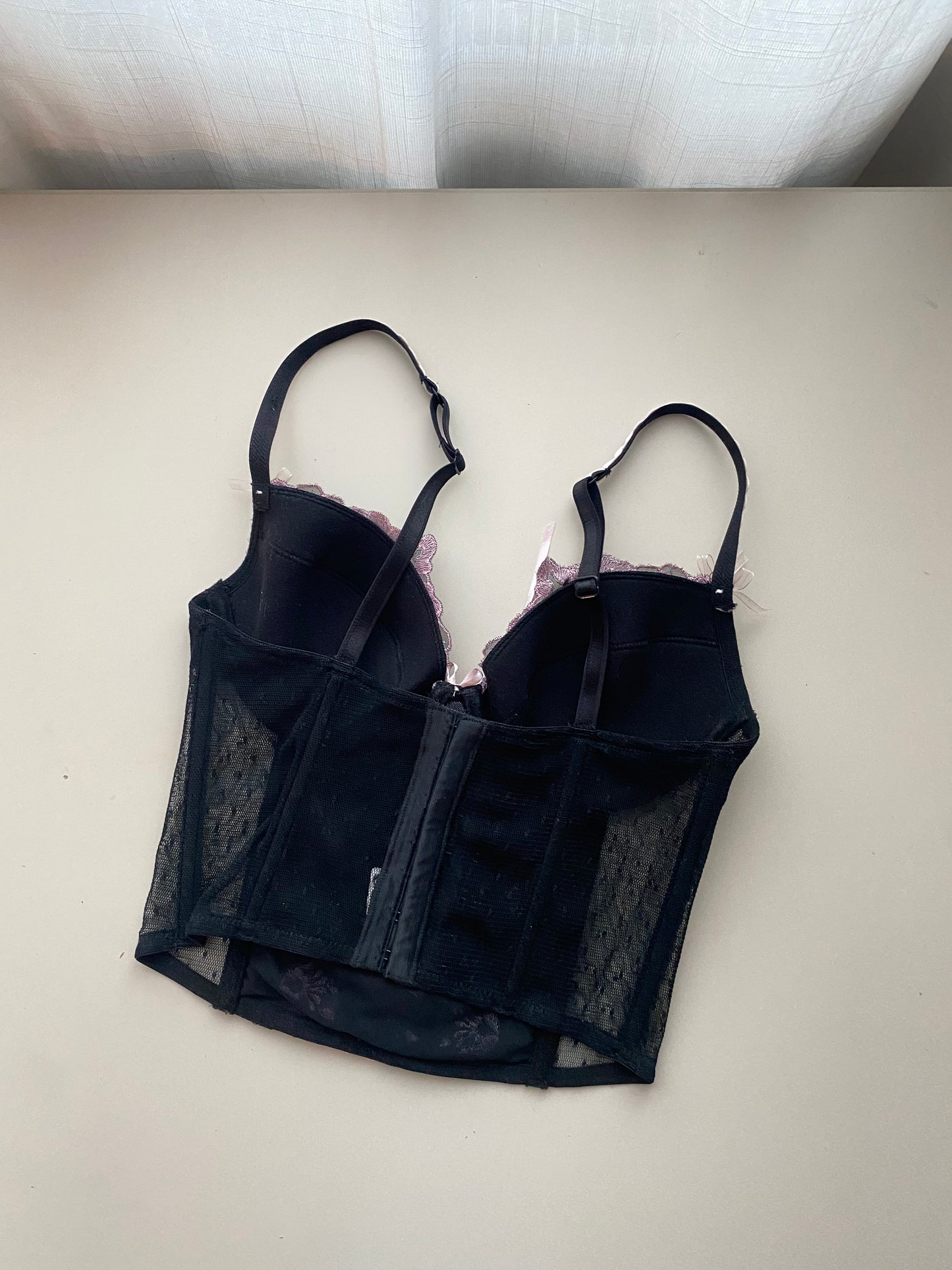 Vintage Korsett mit Schnüre und Stickerei in Rosa 70A