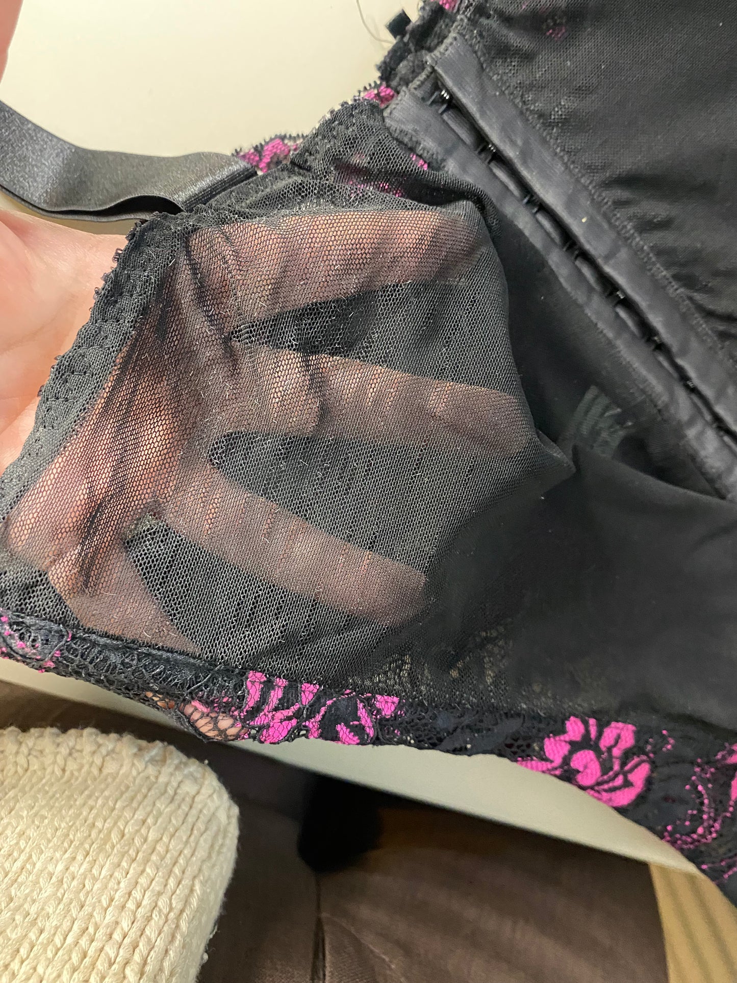 Spitzen Corsage Schwarz Pink 100D